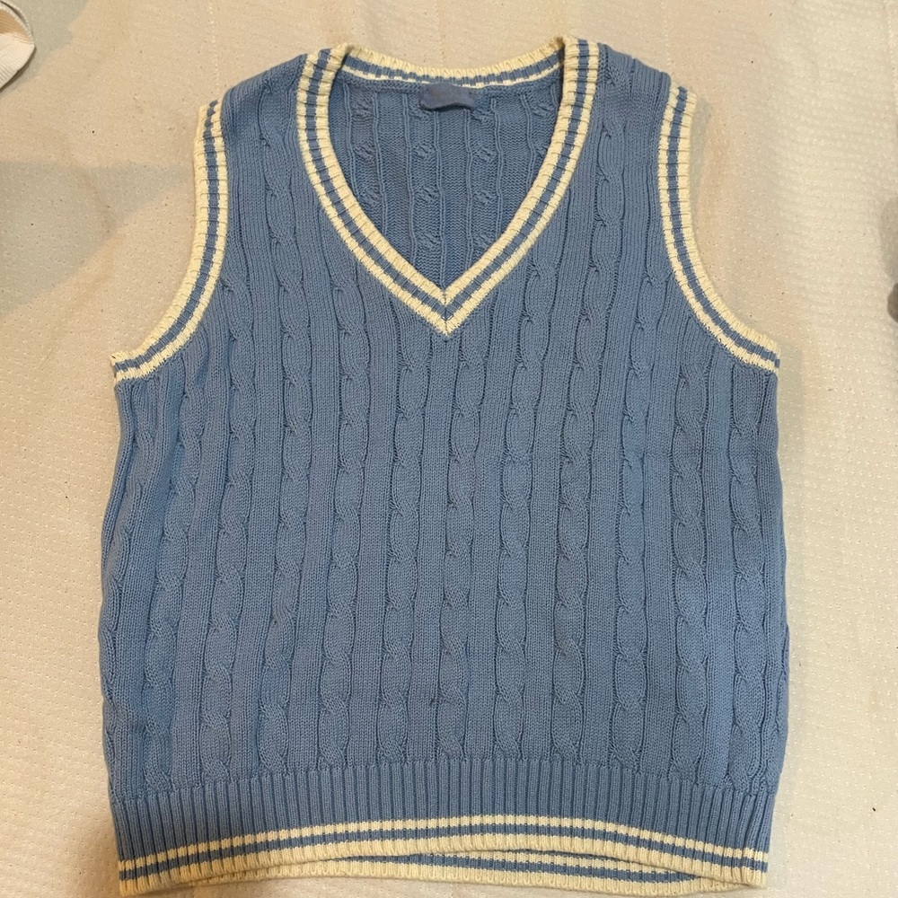 Brandy Melville sweater vest